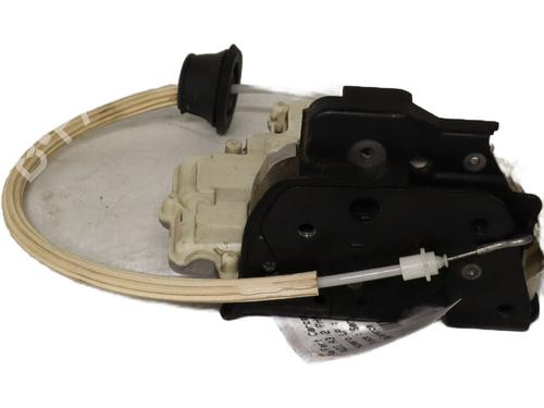 front-right-lock-audi-a3-8p1-2003-2004-2005-2006-2007-2008-2009-2010-2011-2012-2013-23051853 main image