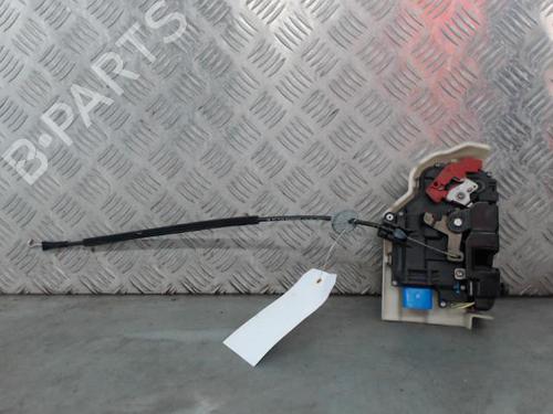 Used Front right lock VW TOURAN (1T1, 1T2) 1.9 TDI (105 hp) 26238717