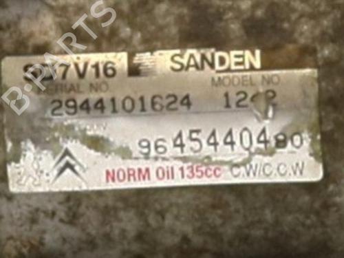 Used AC compressor AC compressor CITROËN BERLINGO / BERLINGO FIRST MPV (MF_, GJK_, GFK_) [1996-2026] 33945086 33945086