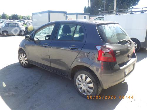 Lamp holder TOYOTA YARIS (_P9_) 1.3 VVT-i (SCP90_, SCP90R) | BP31833783L10 