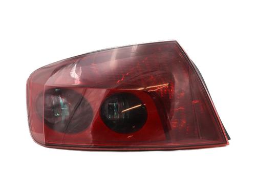 Used Left taillight Left taillight PEUGEOT 407 (6D_) 2.0 HDi 135 (6DRHRH, 6DRHRE, 6DRHRG, 6DRHRJ) (136 hp) 26891054 26891054