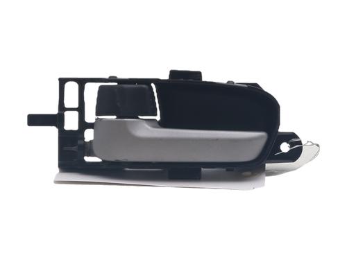 Front left interior door handle SUZUKI GRAND VITARA II (JT, TE, TD) 1.9 DDiS All-wheel Drive (JT419, TD44, JB419WD, JB419XD,... | BP39900171I13 - Image 3
