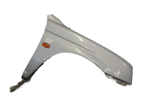 Used Right front fenders MITSUBISHI L200 (K7_T, K6_T, K5_T) 2.5 TD 4WD (K74T) (99 hp) 32165970
