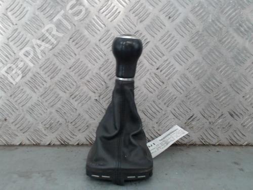 Used Gear lever AUDI A1 (8X1, 8XK) 1.6 TDI (105 hp) 30466466