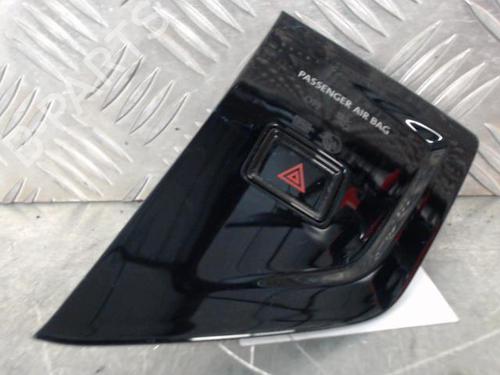 Used Warning switch Warning switch VW POLO VI (AW1, BZ1, AE1) 1.6 TDI (95 hp) 23050663 23050663