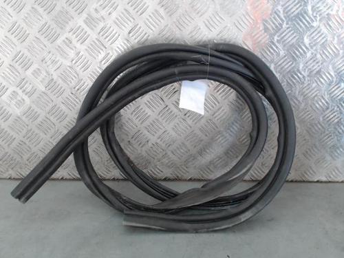 rubber-door-seal-renault-twingo-ii-cn0_-2007-33615352 main image