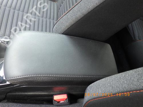 Armlene Armlene PEUGEOT 208 II (UB_, UP_, UW_, UJ_) e-208 (136 hp) 27701889 27701889