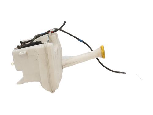 Windscreen washer tank TOYOTA YARIS (_P13_) 1.5 (NSP131_) | BP30709587C113