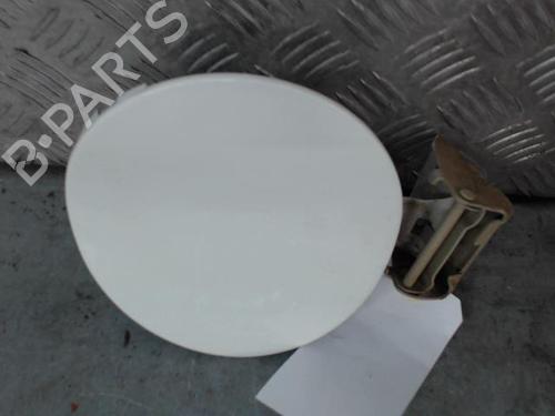 Fuel flap SUZUKI GRAND VITARA II (JT, TE, TD) 1.9 DDiS All-wheel Drive (JT419, TD44, JB419WD, JB419XD,... | BP25892925C131