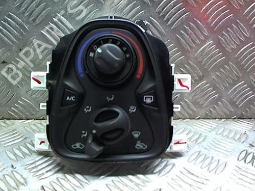 Used Climate control Climate control PEUGEOT 108 1.0 VTi (69 hp) 23838183 23838183