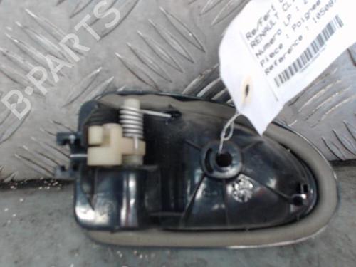 Used Front right interior door handle Front right interior door handle RENAULT CLIO II (BB_, CB_) 1.4 16V (B/CB0P, BB13) (98 hp) 26171785 26171785