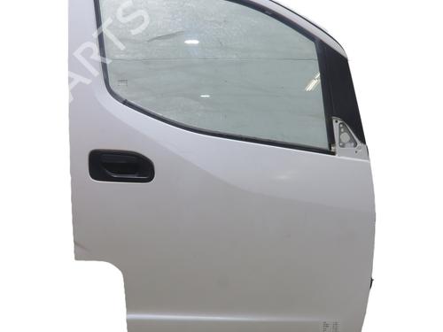 right-front-door-nissan-nv200-van-2010-32855195 main image