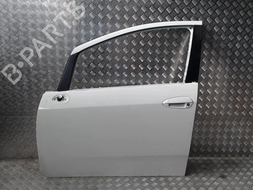 Used Left front door FIAT GRANDE PUNTO (199_) 1.3 D Multijet (75 hp) 23048647