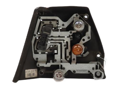 Used Lamp holder BMW 3 (E46) 330 d (184 hp) 32065395