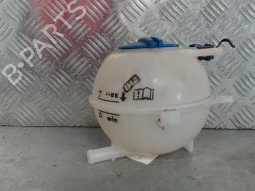 Used Expansion tank VW POLO V (6R1, 6C1) 1.2 TSI (90 hp) 23839415