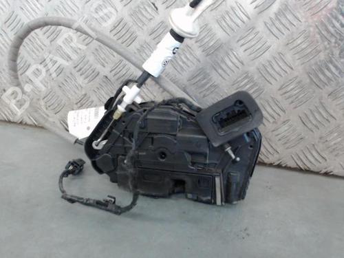 front-right-lock-vw-golf-viii-cd1-da1-2019-27397684 main image