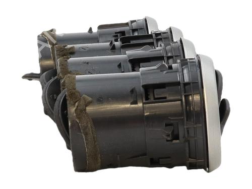 Rejilla aireadora Rejilla aireadora NISSAN QASHQAI I (J10, NJ10) 2.0 dCi (150 hp) 34501925 34501925