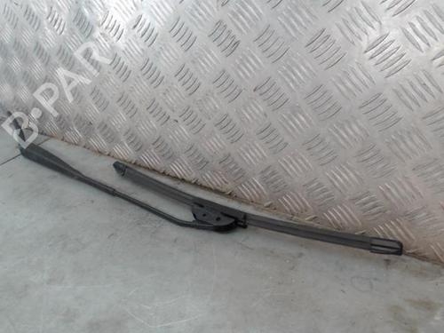 front-windshield-wiper-arm-dacia-duster-hs_-2010-2011-2012-2013-2014-2015-2016-2017-2018-24396021 main image