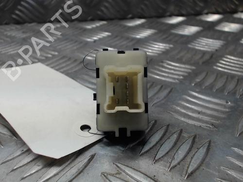 Used Right front window switch RENAULT CLIO IV (BH_) 1.5 dCi 90 (90 hp) 23047898