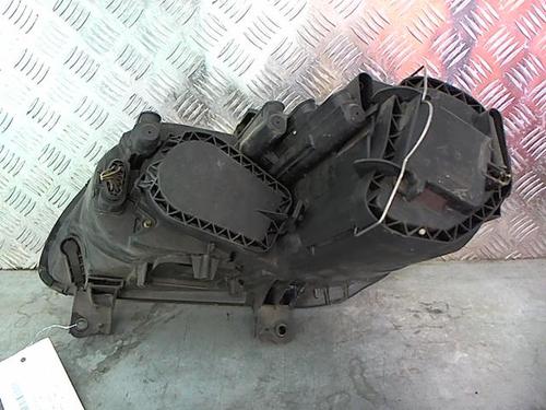 Right headlight VW TOURAN (1T1, 1T2) 2.0 TDI | BP23840259C29 