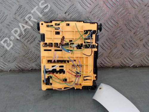 Fuse box PEUGEOT 208 I (CA_, CC_) 1.0 VTi | BP29530067E1