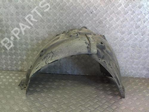 Used Wheel arch RENAULT MEGANE III Hatchback (BZ0/1_, B3_) 1.9 dCi (BZ0N, BZ0J) (131 hp) 25262355