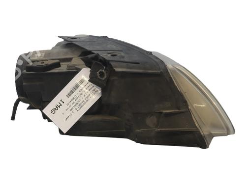 Left headlight VW PASSAT B6 (3C2) 2.0 TDI 16V | BP32477930C28