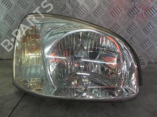 Used Right headlight HYUNDAI SANTA FÉ I (SM) 2.0 CRDi 4x4 (125 hp) 23052248