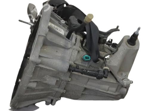gearbox-renault-megane-iv-hatchback-b9amn_-2015-37602050 main image