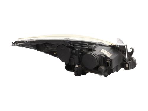 Left headlight PEUGEOT 5008 (0U_, 0E_) 1.6 HDi | BP24633904C28 