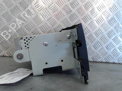 Radio SUZUKI GRAND VITARA II (JT, TE, TD) 1.9 DDiS All-wheel Drive (JT419, TD44, JB419WD, JB419XD,... | BP27201689E6 