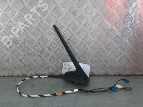 Antenne/Base RENAULT CLIO V (B7_) 1.0 TCe 90 (B7MT) (91 hp) 29617476
