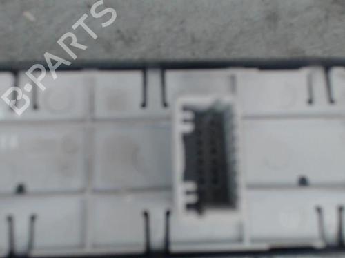 Left front window switch RENAULT MEGANE III Grandtour (KZ0/1) 1.5 dCi (KZ09, KZ0D, KZ1G, KZ29, KZ14, KZ1W, KZ10, KZ1F,... | BP26498839I27 
