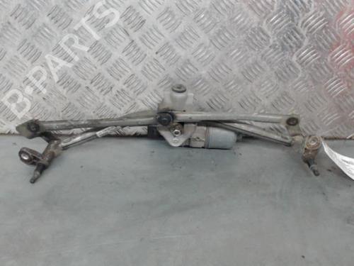 Essuie-glace moteur avant VW POLO IV (9N_, 9A_) 1.4 TDI (70 hp) 29220929