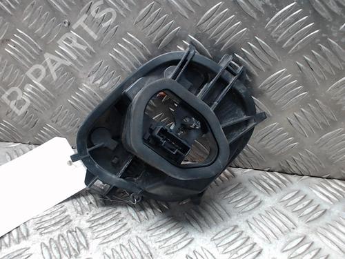 Used Lamp holder PEUGEOT 208 I (CA_, CC_) 1.2 THP 110 (110 hp) 23837219