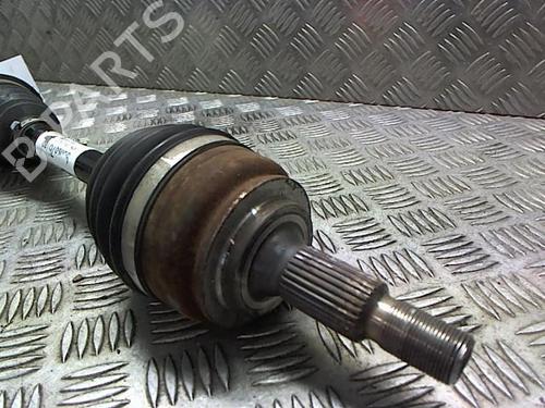 Left front driveshaft PEUGEOT 3008 II SUV (MC_, MR_, MJ_, M4_) 2.0 BlueHDi 180 | BP23838146M38 