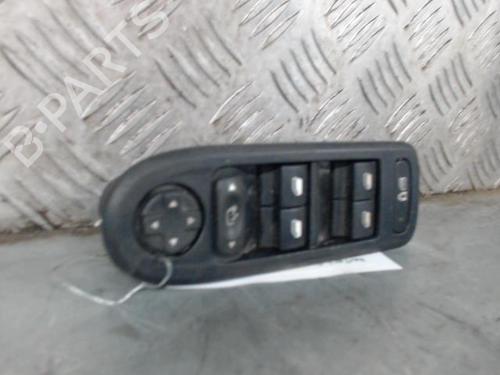 Left front window switch PEUGEOT 308 I (4A_, 4C_) 1.6 HDi | BP30159227I27 