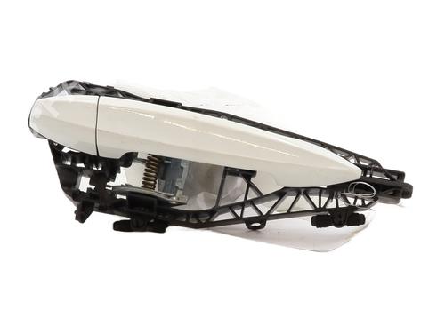 Used Front right exterior door handle BMW X2 (F39) sDrive 18 d (150 hp) 31582567