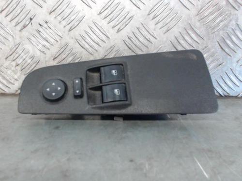 Used Left front window switch FIAT GRANDE PUNTO (199_) 1.3 D Multijet (75 hp) 27718013