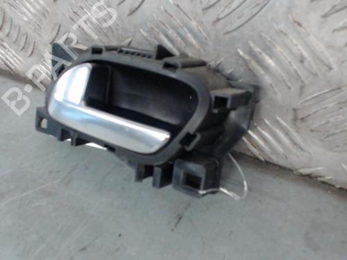 Used Rear left interior door handle Rear left interior door handle PEUGEOT 208 I (CA_, CC_) 1.4 HDi (68 hp) 29220906 29220906