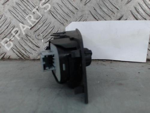 Left front window switch AUDI A1 (8X1, 8XK) 1.6 TDI | BP30466468I27 - Image 2