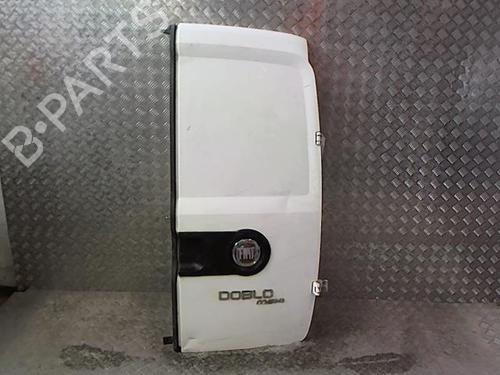 Używane Klapa tylna prawa FIAT DOBLO Cargo (263_) 1.6 D Multijet (263WXD1B, 263WXR1B, 263WXX1B, 263ZXD1B,... (105 hp) 23050704