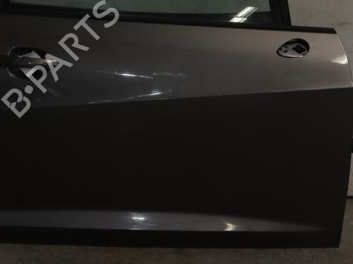 Used Right front door Right front door 37994326 37994326