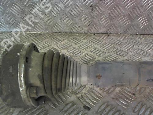 Used Right front driveshaft Right front driveshaft VW GOLF VI (5K1) 2.0 TDI (110 hp) 23051305 23051305