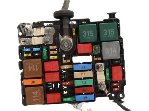 Fuse box CITROËN C3 III (SX) 1.5 BlueHDi 100 (SXYHYP, SXYHTU) | BP35925146E1 - Image 4