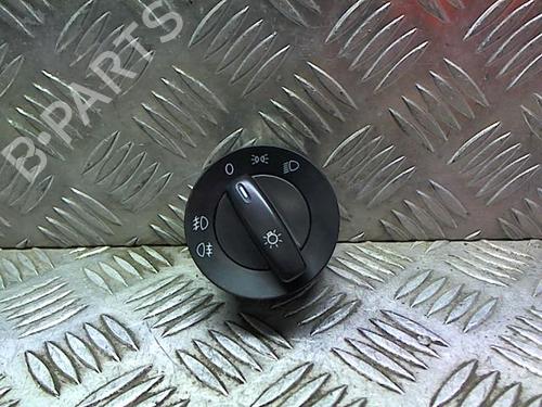 Used Headlight switch VW CADDY III Box Body/MPV (2KA, 2KH, 2CA, 2CH) 2.0 SDI (70 hp) 23838253