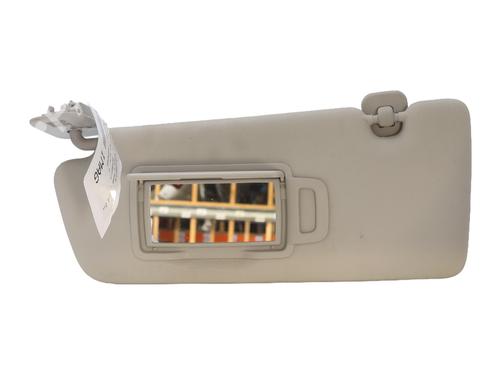 left-sun-visor-renault-megane-iv-hatchback-b9amn_-2015-24525101 main image