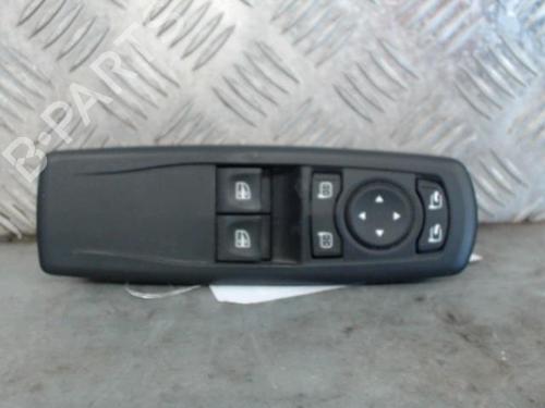 Used Left front window switch RENAULT MEGANE III Coupe (DZ0/1_) 2.0 R.S. (273 hp) 27747096