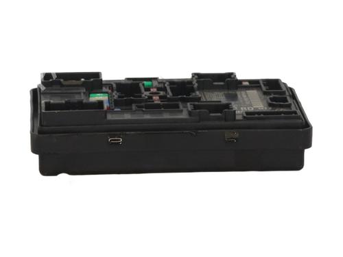Used Fuse box Fuse box 37750182 37750182