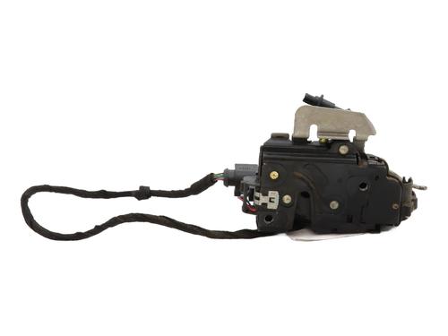 Serrure avant gauche AUDI ALLROAD C5 (4BH) 2.5 TDI quattro (180 hp) 31972696